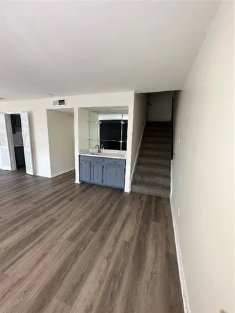 $2,350 | 10378 Briar Forest Drive, Unit 32/5, Houston, TX 77042