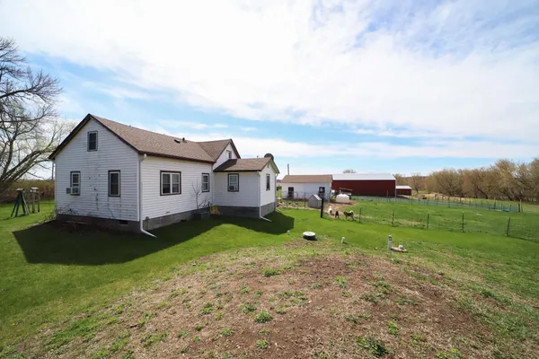 $324,900 | 36879 207th Avenue, Clarissa, MN 56440