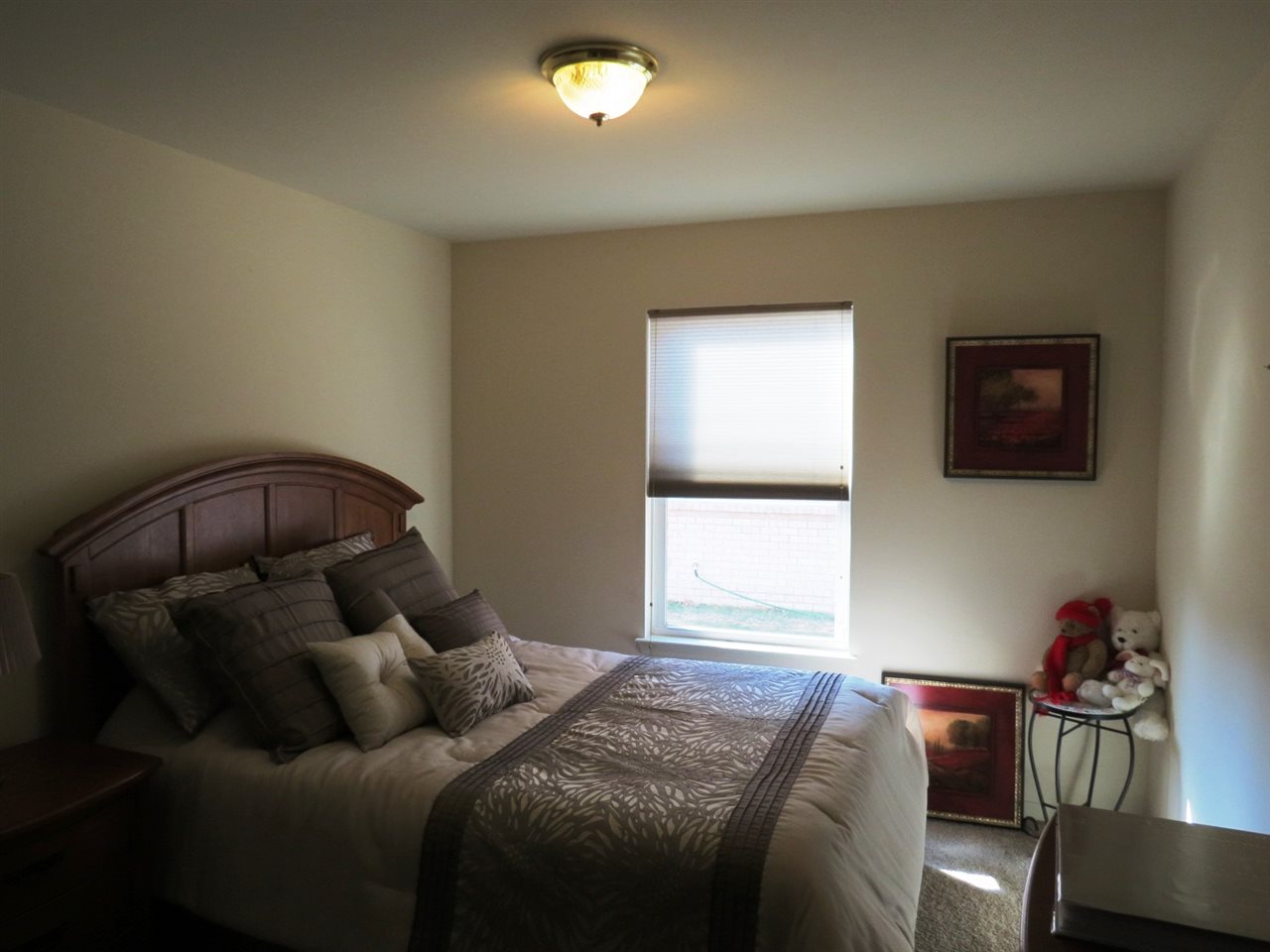6156 Timberstone Way Clarkston, MI 48346 - Photo 12 of 34 31340825-11.JPG