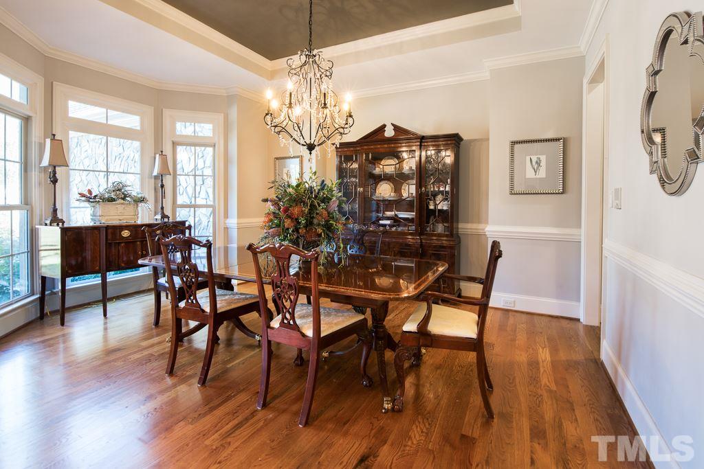 2425 Trenton Woods Way Raleigh, NC 27607 - Photo 2 of 25 Gallery Image 2