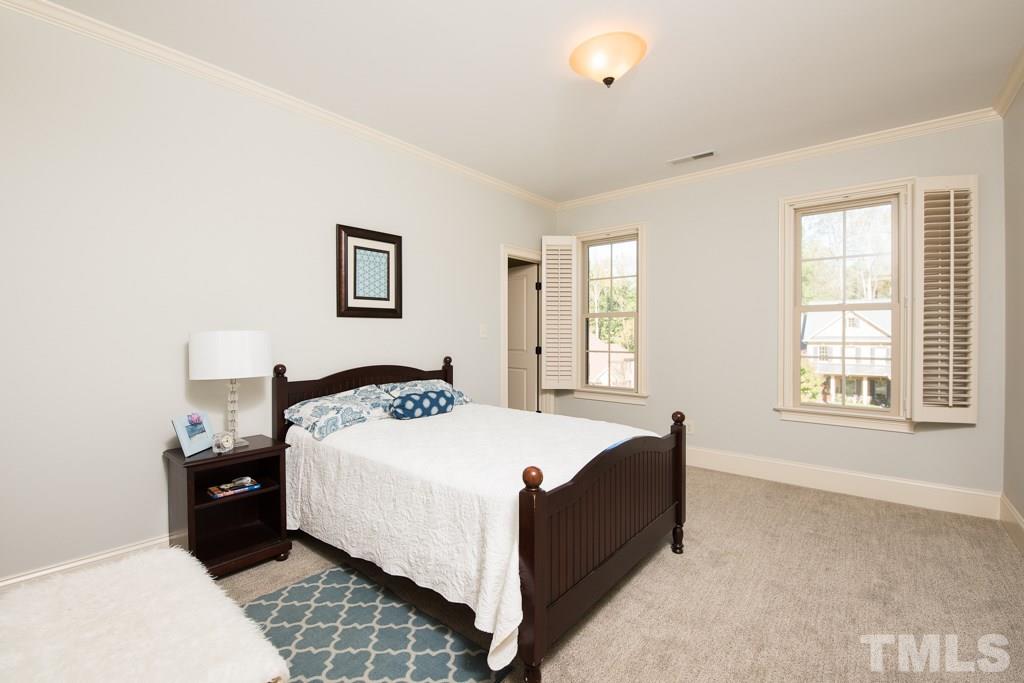 2425 Trenton Woods Way Raleigh, NC 27607 - Photo 11 of 25 Gallery Image 11