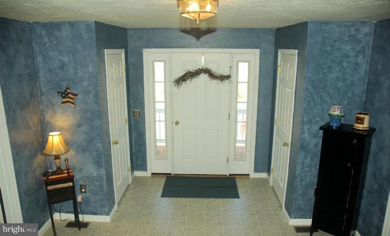1221 Hollow Road Gore, VA 22637 - Photo 18 of 27 Interior (General)