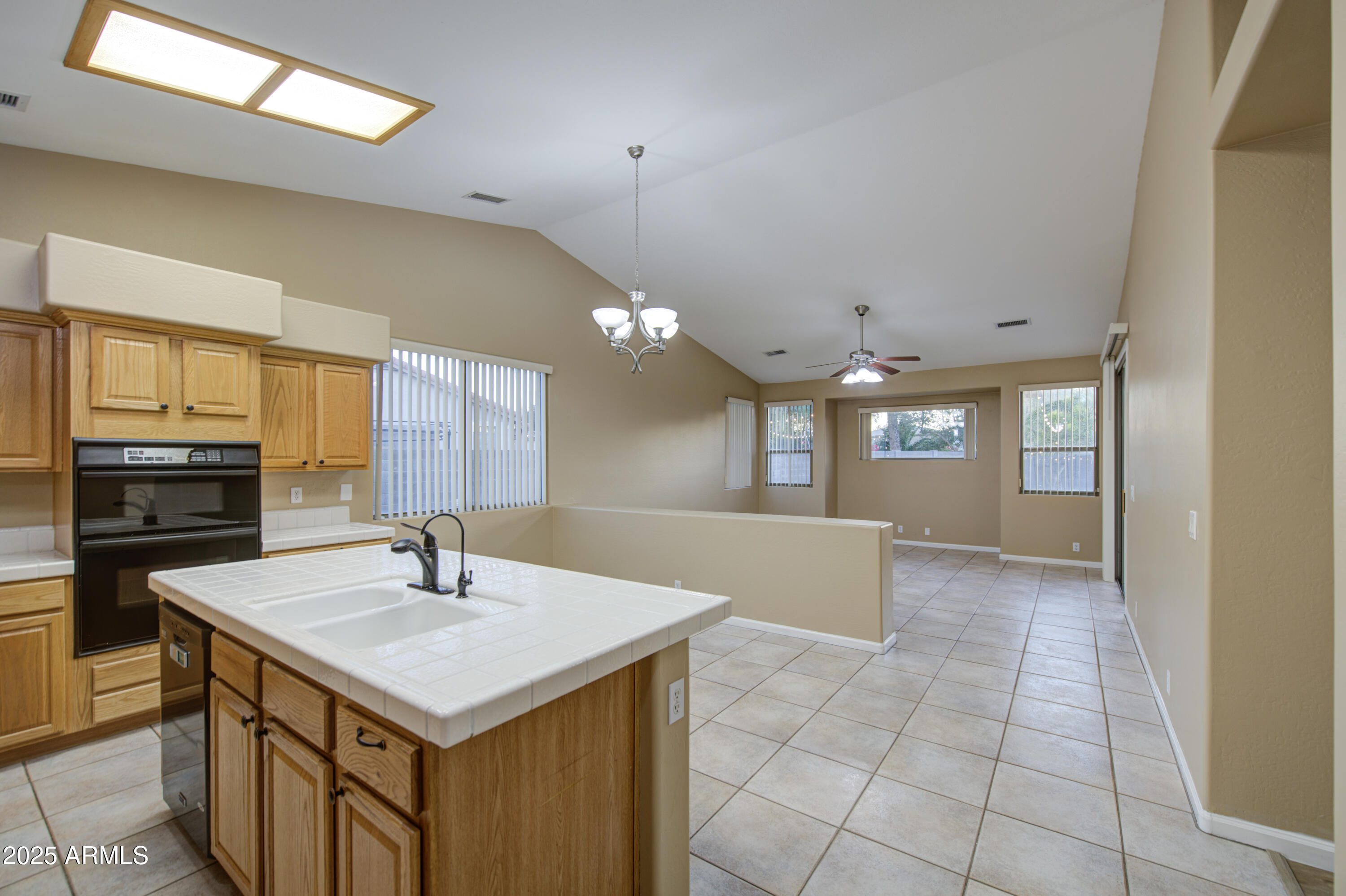 710 South Roanoke Street Gilbert, AZ 85296 - Photo 18 of 102 Kitchen 3