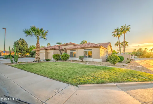$764,900 | 710 South Roanoke Street, Gilbert, AZ 85296