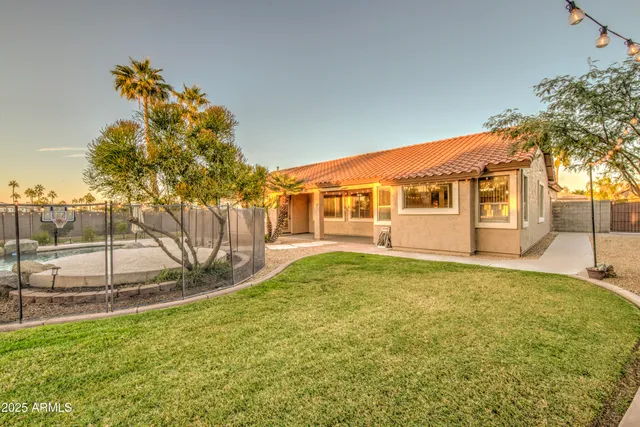 $764,900 | 710 South Roanoke Street, Gilbert, AZ 85296