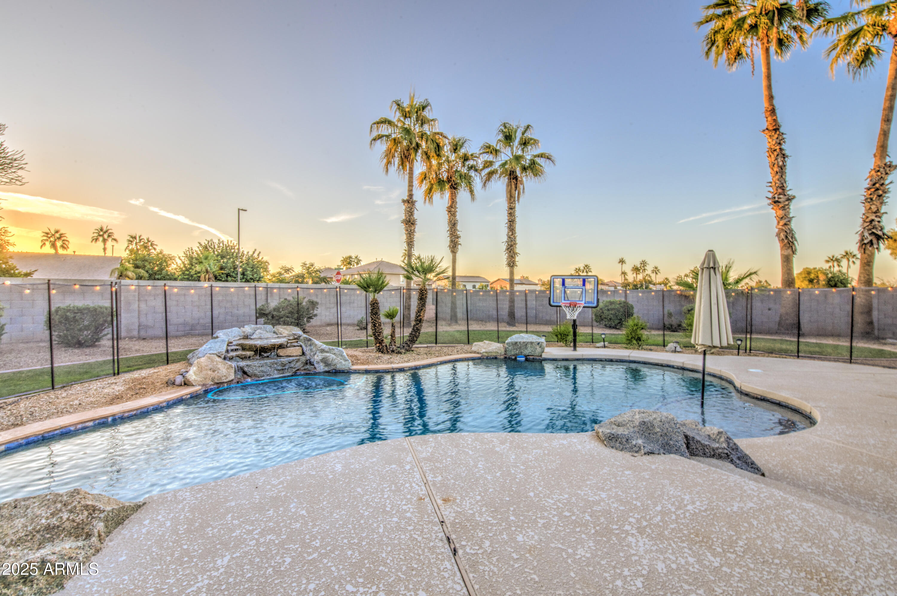 710 South Roanoke Street Gilbert, AZ 85296 - Photo 61 of 102 Rear 15