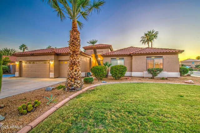 $764,900 | 710 South Roanoke Street, Gilbert, AZ 85296
