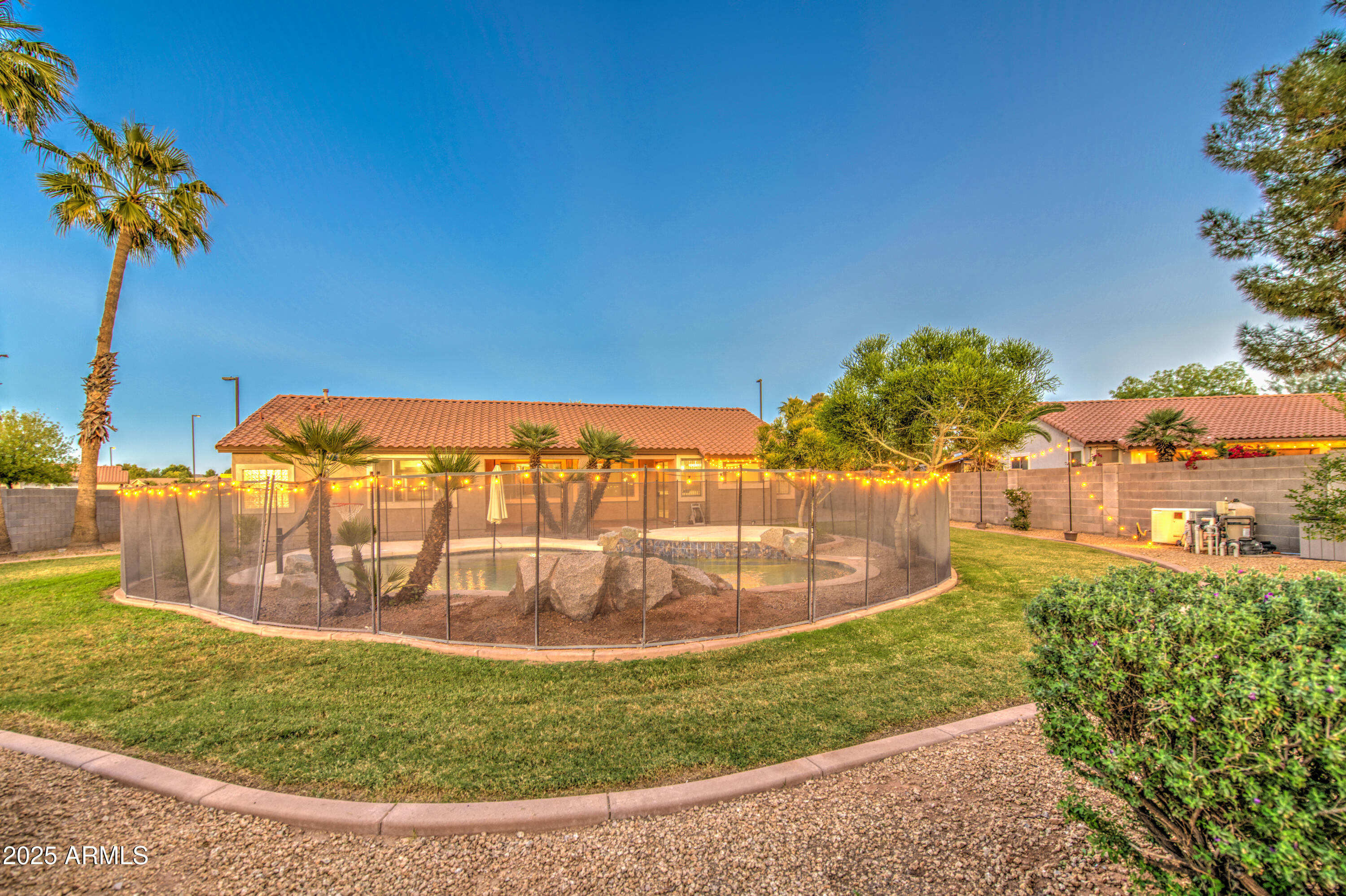 710 South Roanoke Street Gilbert, AZ 85296 - Photo 72 of 102 Twilight 11