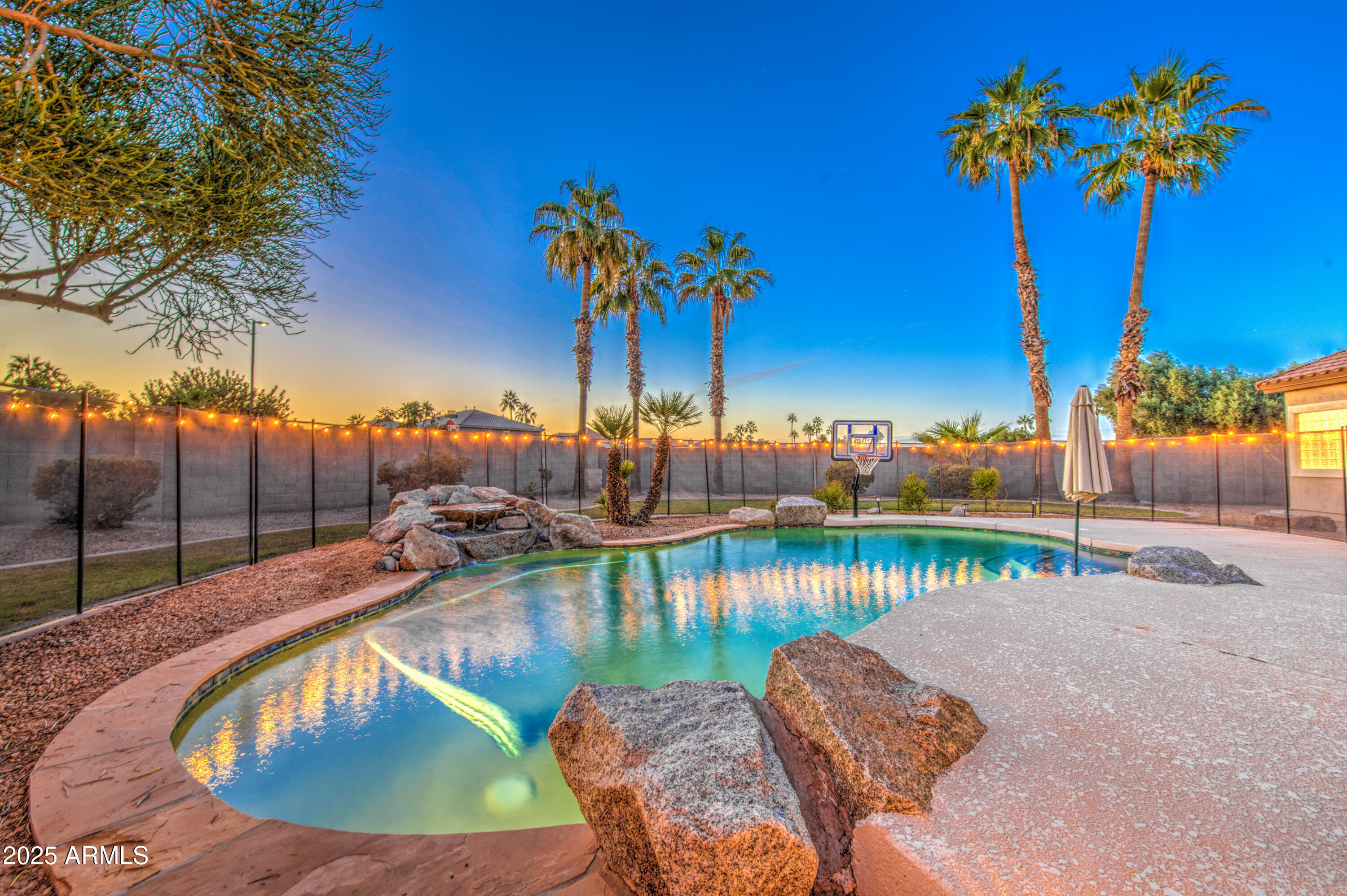 710 South Roanoke Street Gilbert, AZ 85296 - Photo 80 of 102 Twilight 19