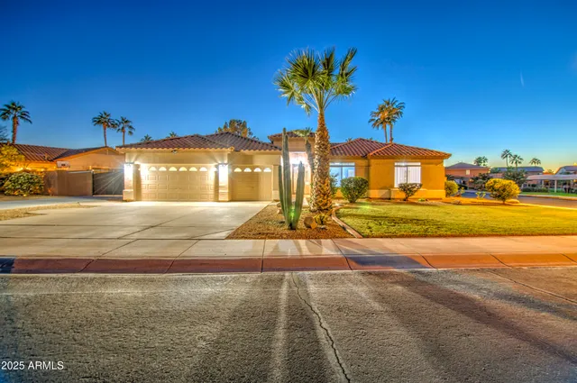 $764,900 | 710 South Roanoke Street, Gilbert, AZ 85296