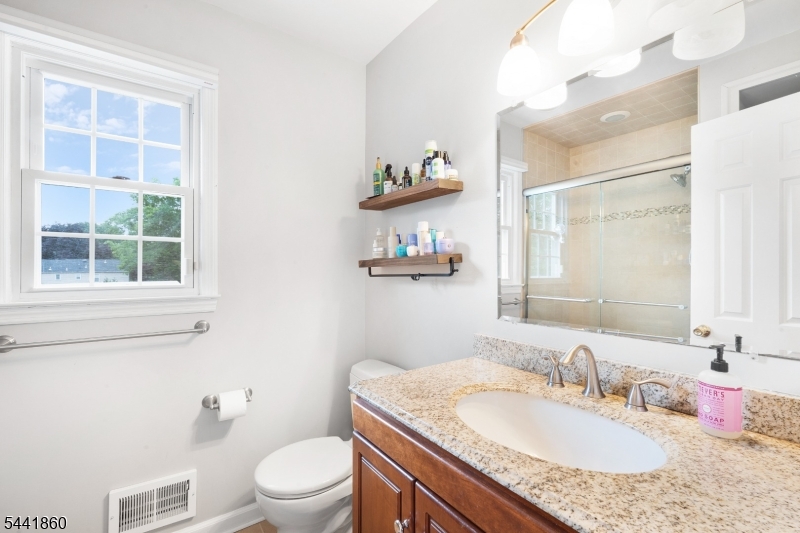 38 River Bend Road Clinton, NJ 08809 - Photo 15 of 29