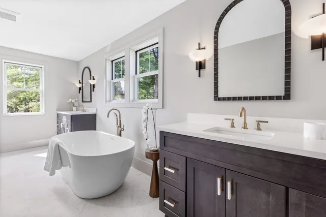 $2,695,000 | 107 Valley Road, Needham, MA 02492