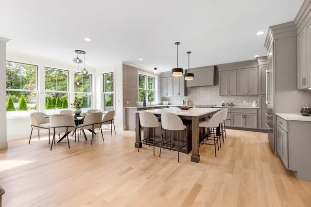 $2,695,000 | 107 Valley Road, Needham, MA 02492