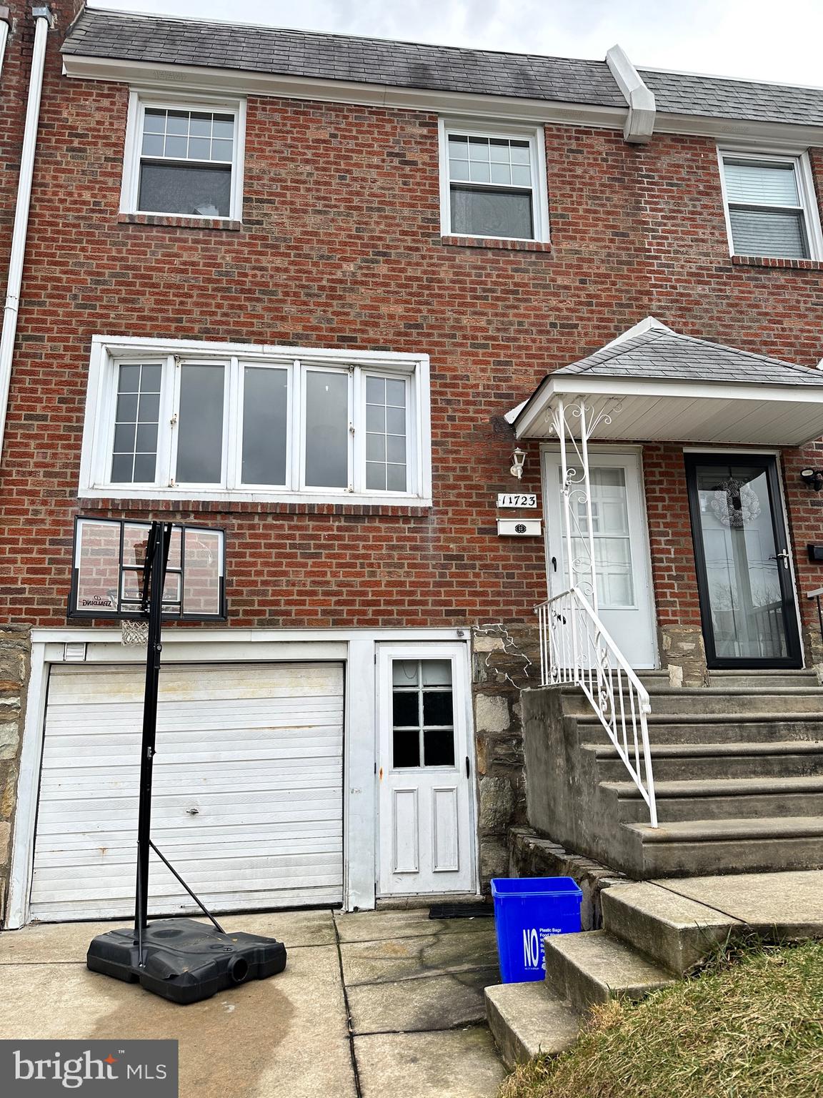 11723 Brandon Road Philadelphia, PA 19154 - Photo 1 of 16 Gallery Image 1