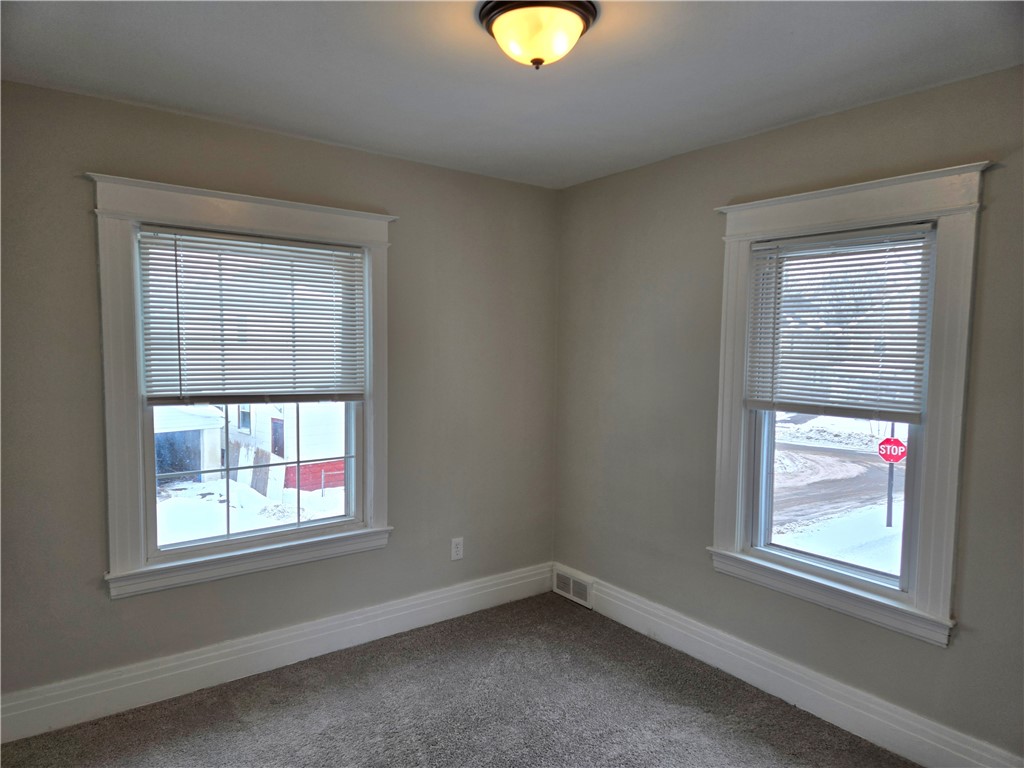 110 Arch Street Rochester, NY 14609 - Photo 27 of 47