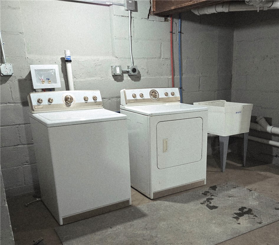 110 Arch Street Rochester, NY 14609 - Photo 46 of 47