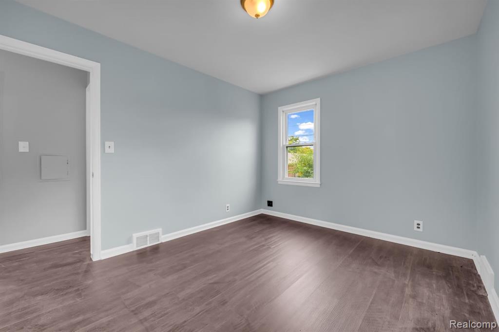 3752 Katherine Street Dearborn, MI 48124 - Photo 14 of 23