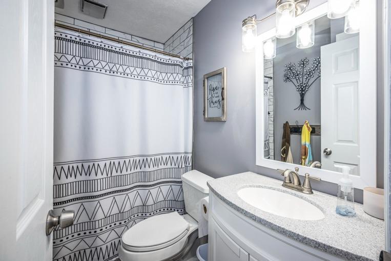 6066 Wilmer Road Cincinnati, OH 45247 - Photo 10 of 28 Gallery Image 10