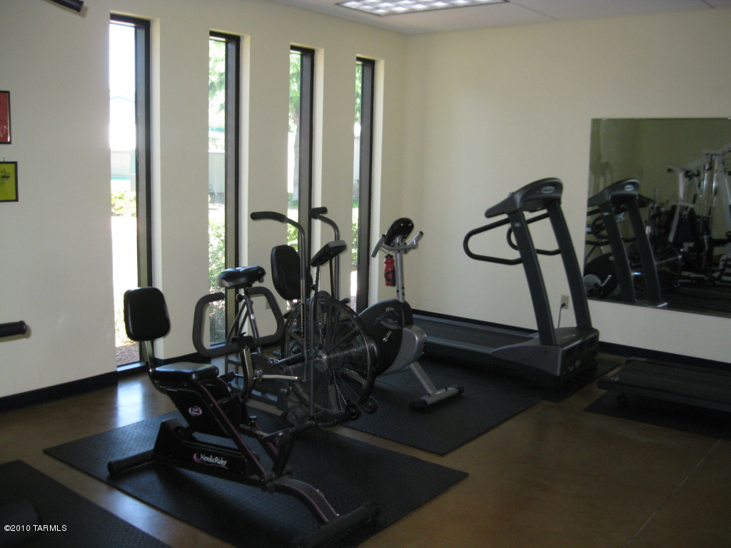 5000 East Grant Road, Unit 103 Tucson, AZ 85712 - Photo 9 of 10
