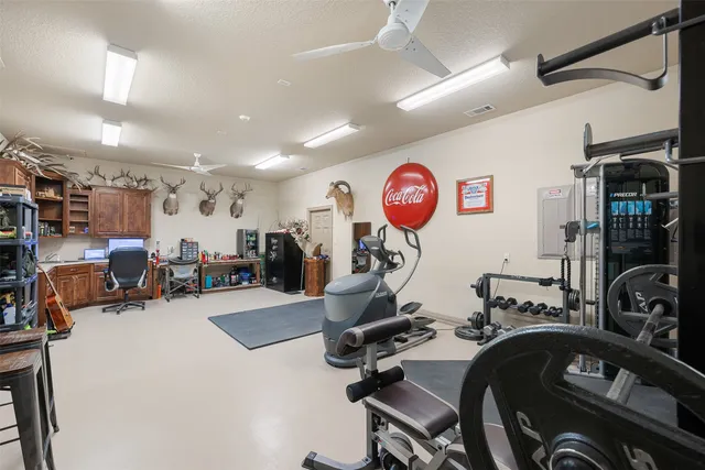 $1,250,000 | 9280 Meadow Creek Lane, Chappell Hill, TX 77426