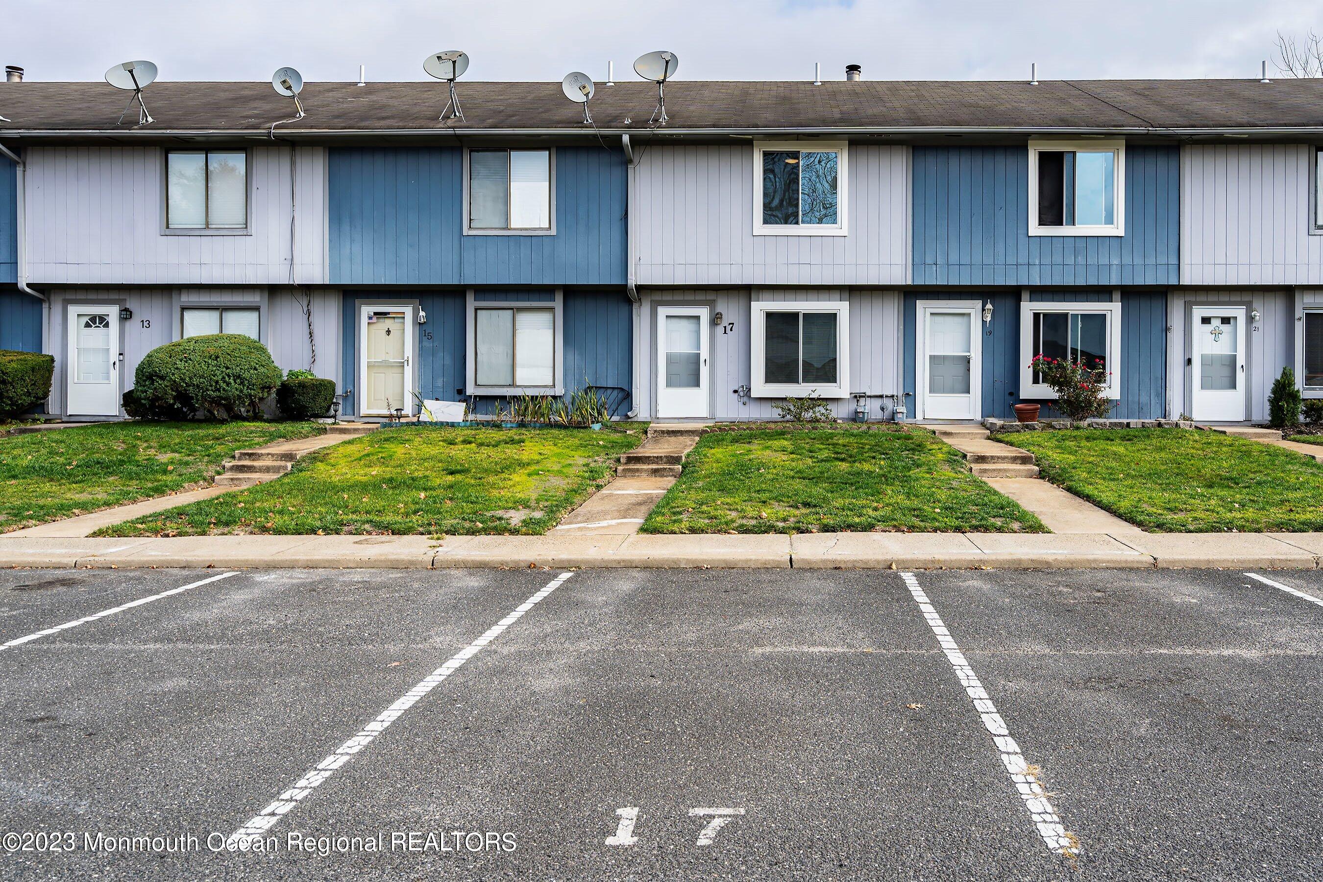 17 Creek Road, Unit 365 Brick, NJ 08724 - Photo 2 of 22 02-Private Parking 1