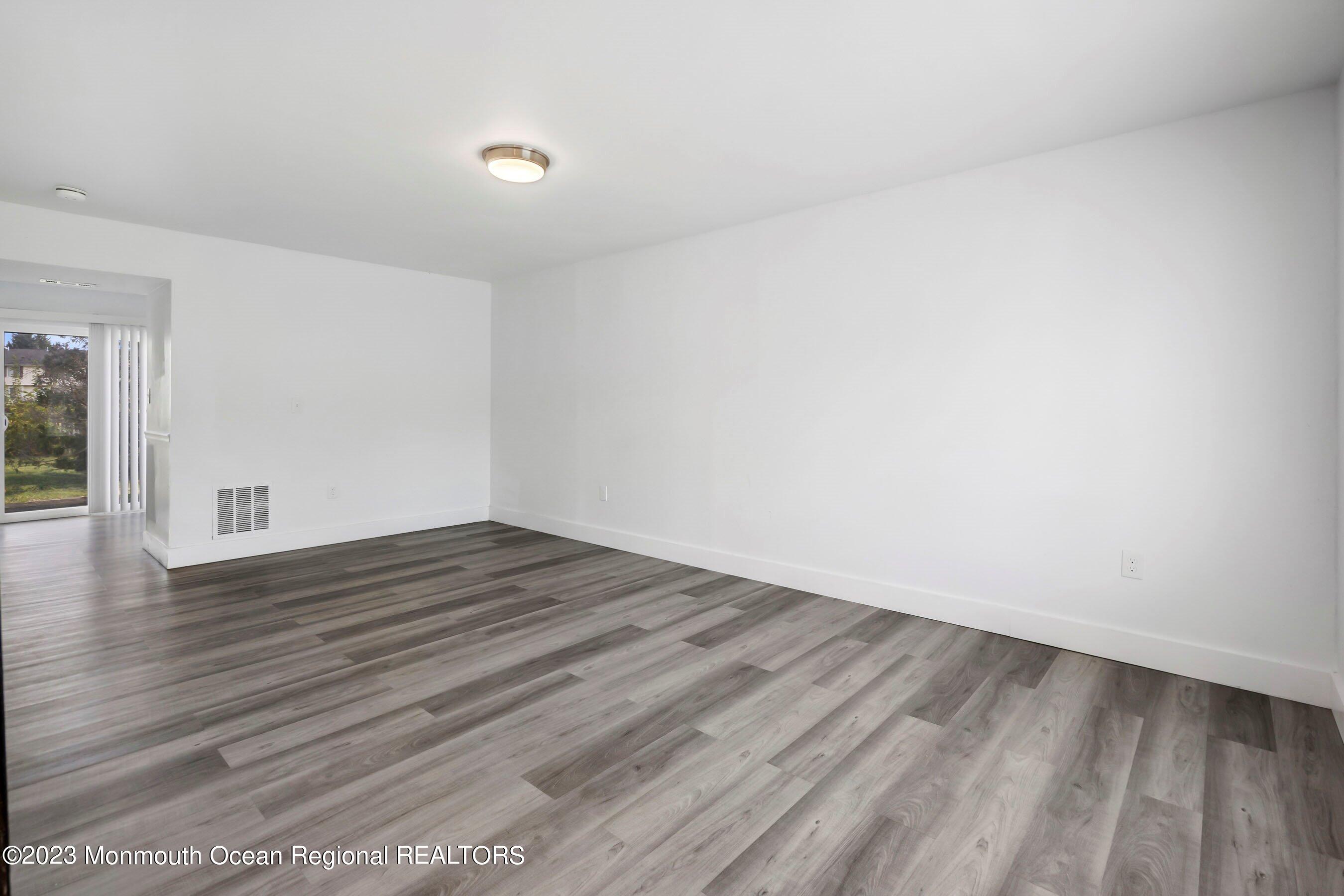 17 Creek Road, Unit 365 Brick, NJ 08724 - Photo 5 of 22 05-Family 1A