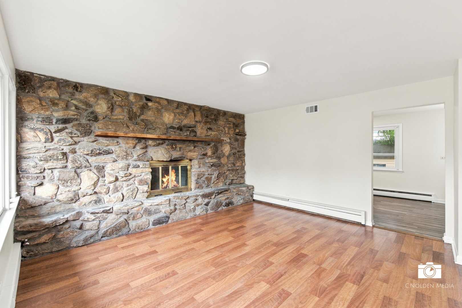 599 North Willow Road Elmhurst, IL 60126 - Photo 6 of 35 Gallery Image 6