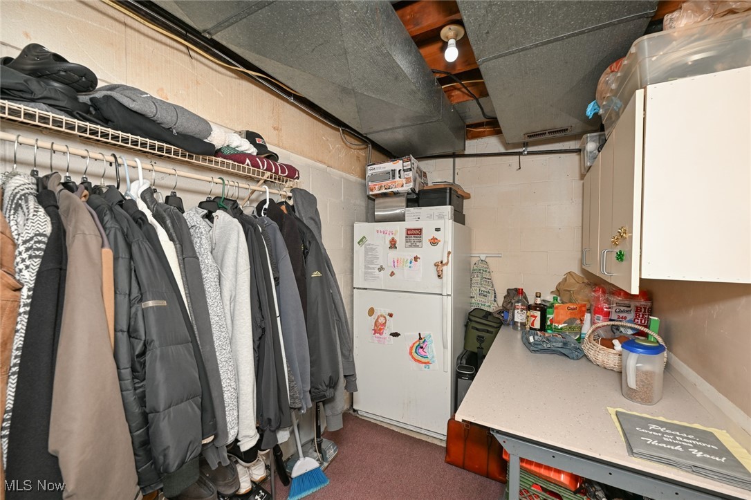 824 South Chillicothe Road, Unit 6 Aurora, OH 44202 - Photo 29 of 35 Mud room/utility room off of the garage.
