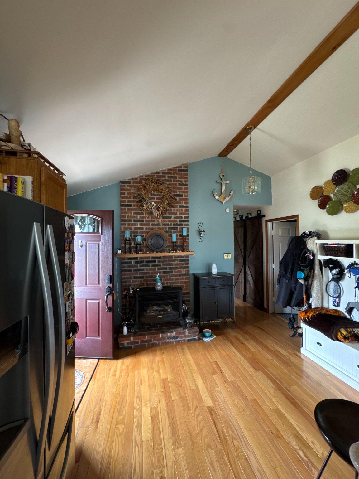 74 Sinnickson Landing Road Salem, NJ 08079 - Photo 10 of 51 a living room with furniture and a flat screen tv