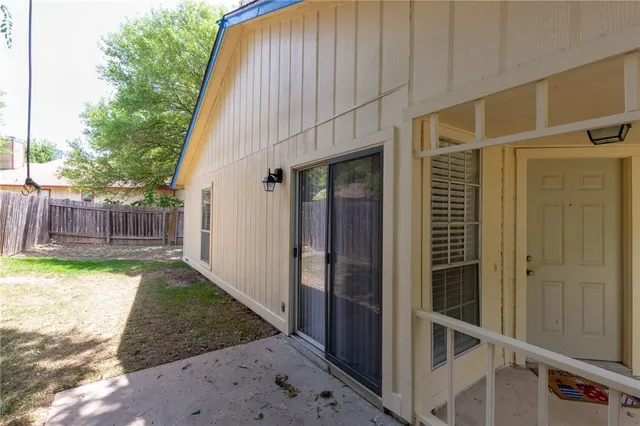 $1,425 | 12213 Tyson Cove, Unit B, Austin, TX 78758
