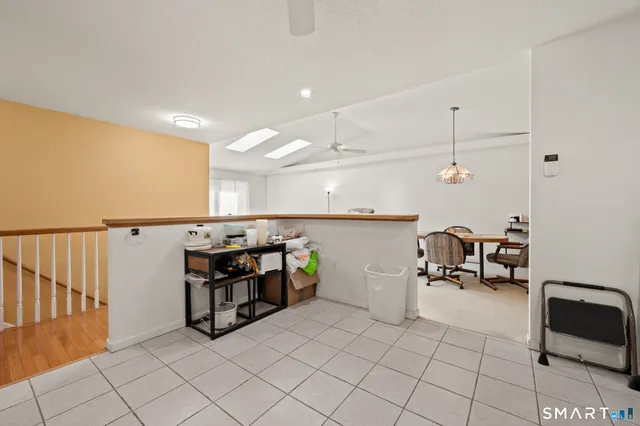 $219,900 | 117 Dibble Hollow Lane, Unit 117, Windsor Locks, CT 06096