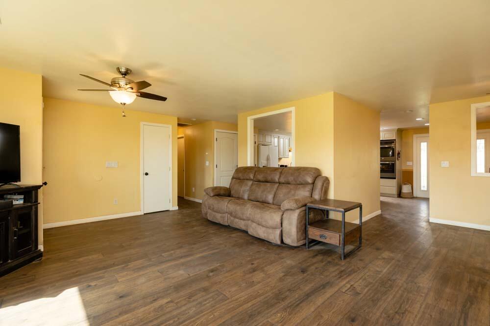 9710 Ben Kerns Road Klamath Falls, OR 97601 - Photo 16 of 50 16
