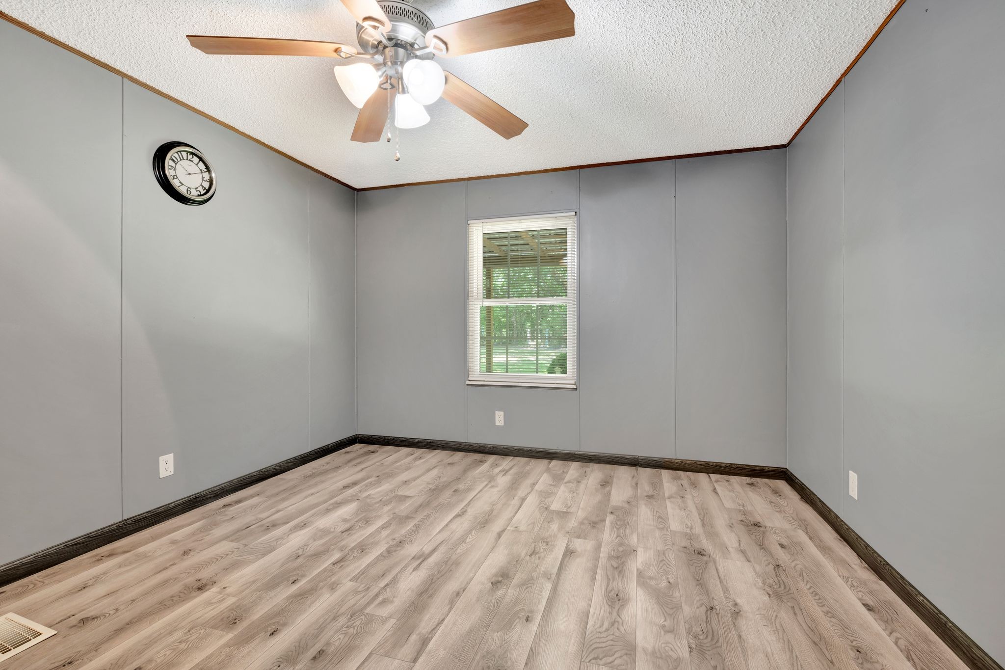 639 Pruett Road Dickson, TN 37055 - Photo 21 of 33