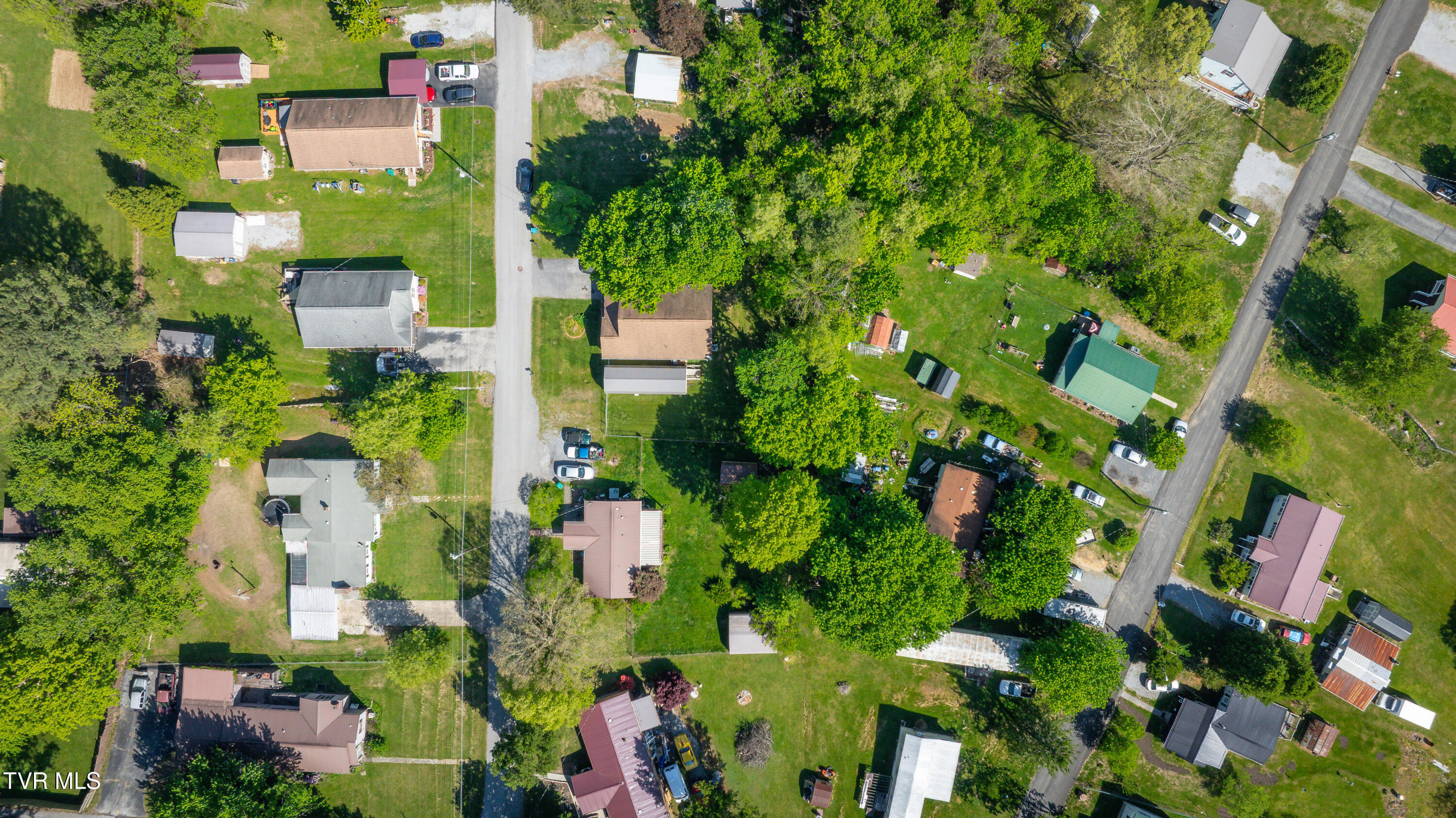 154 Sycamore Street Erwin, TN 37650 - Photo 34 of 38 1000045274