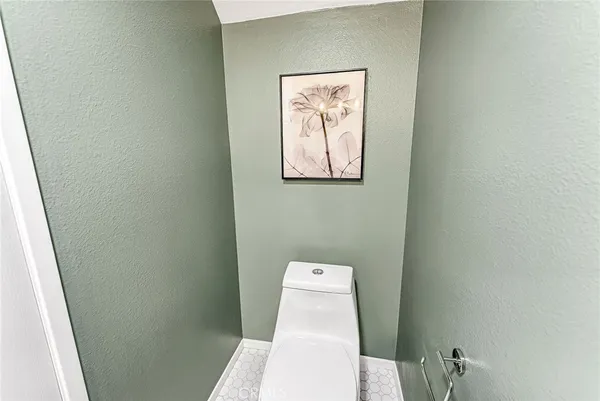 a bathroom with a toilet