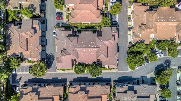 $949,888 | 304 Birch Grove, Irvine, CA 92618