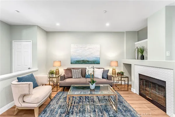 $949,888 | 304 Birch Grove, Irvine, CA 92618