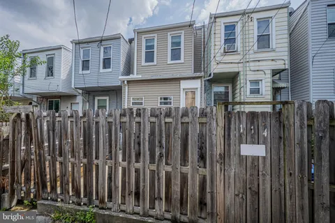 a view of an roof deck