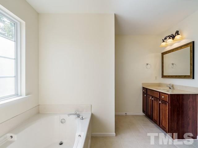 10657 Cardington Lane Raleigh, NC 27614 - Photo 18 of 27 Gallery Image 18