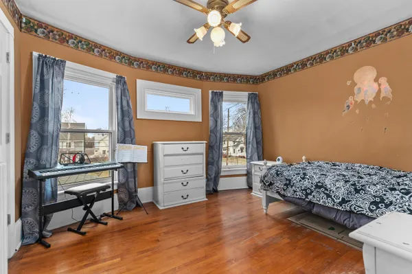 $499,900 | 515 Keyes Street, Menasha, WI 54952