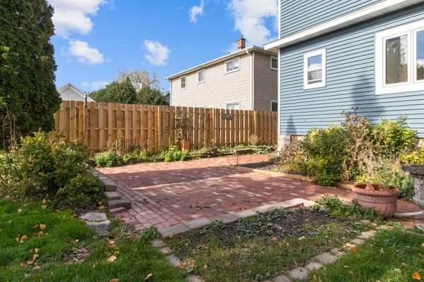 $499,900 | 515 Keyes Street, Menasha, WI 54952