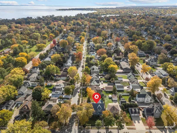 $499,900 | 515 Keyes Street, Menasha, WI 54952