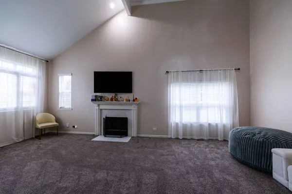 $3,650 | 25037 Brett Street, Plainfield, IL 60544