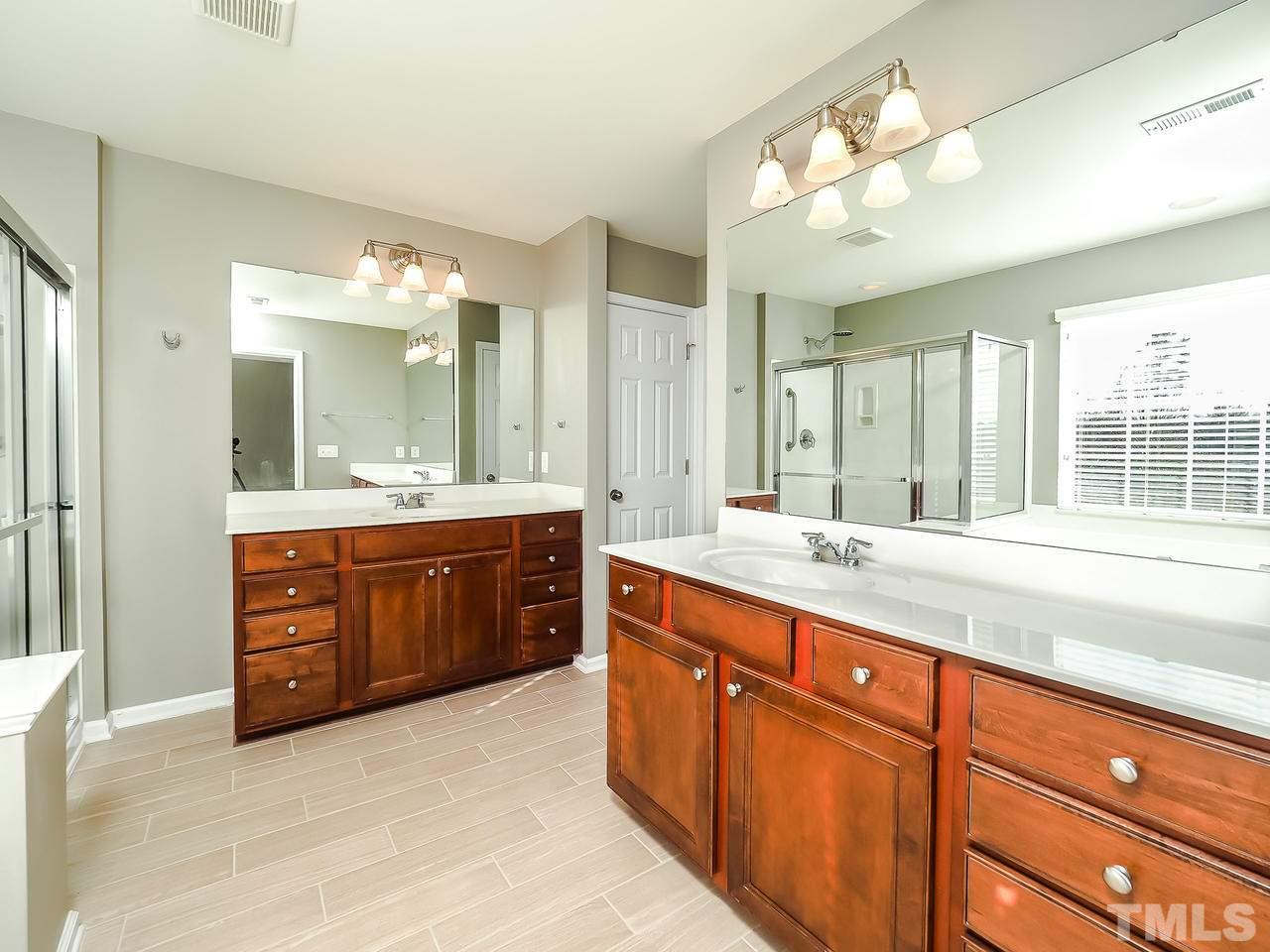 2535 Laurel Cherry Street Raleigh, NC 27612 - Photo 16 of 25 Gallery Image 16