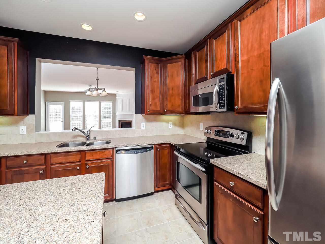 2535 Laurel Cherry Street Raleigh, NC 27612 - Photo 5 of 25 Gallery Image 5