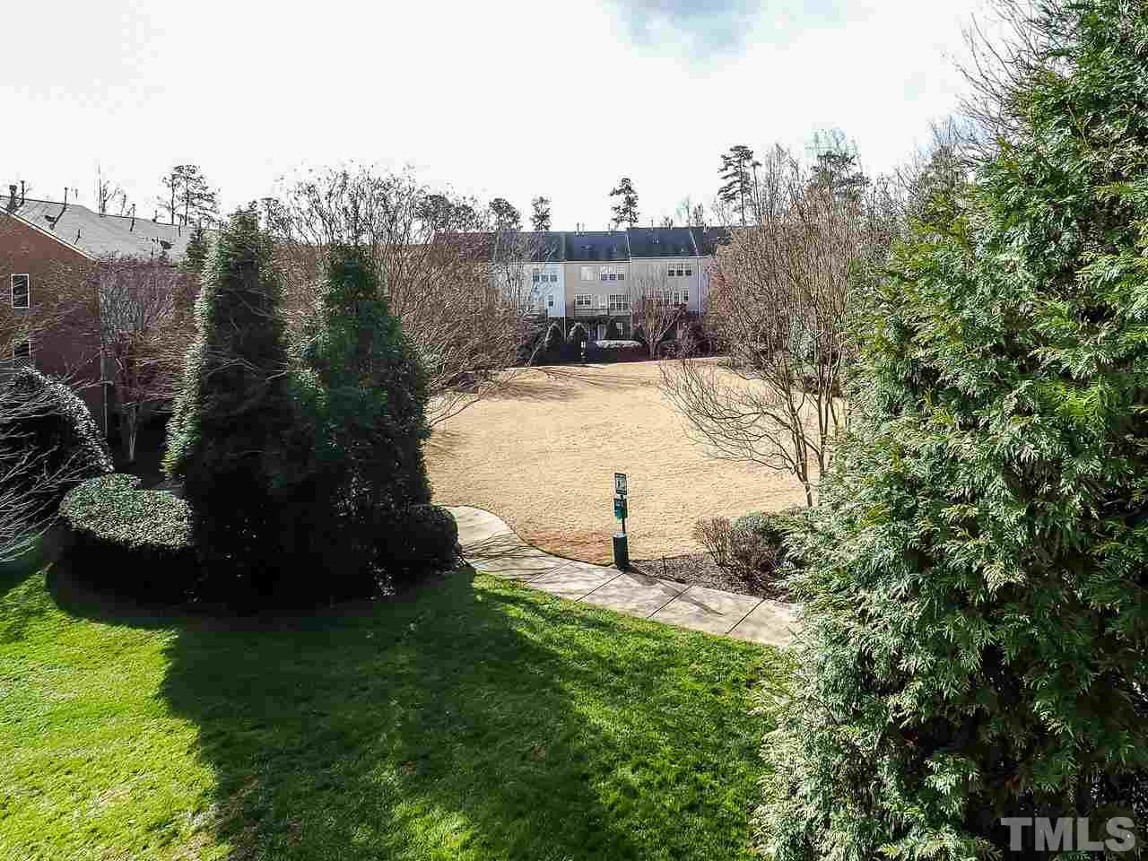 2535 Laurel Cherry Street Raleigh, NC 27612 - Photo 10 of 25 Gallery Image 10