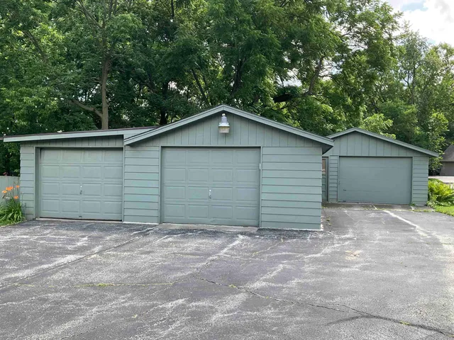 $275,000 | 208 South Ulster Street, Cherry Valley, IL 61016