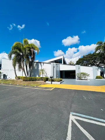 $205,000 | 8350 Sands Point Boulevard, Unit E101, Tamarac, FL 33321