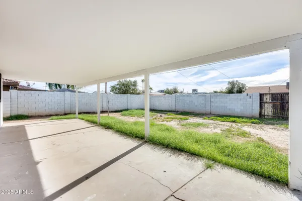 $344,999 | 2739 West Hazelwood Street, Phoenix, AZ 85017