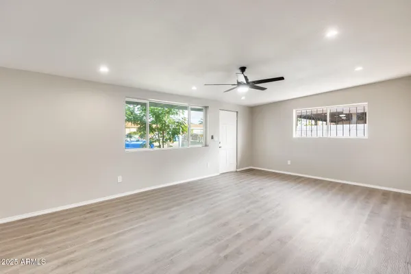 $344,999 | 2739 West Hazelwood Street, Phoenix, AZ 85017